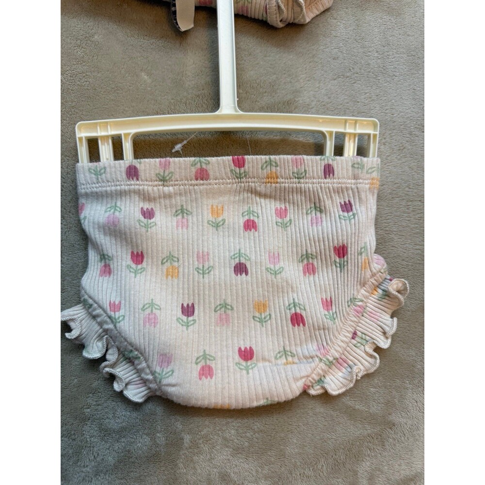 Baby Girl 2 pc Ruffle Tank Top With Ruffle Bottom Shorts Bloomers Set size 0-3 m - Picture 4 of 6